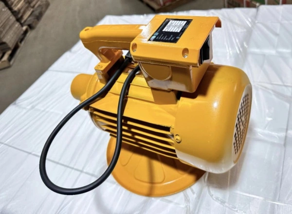 Электропривод глубинного вибратора для бетона 2,2 кВт TOR ZN70-C